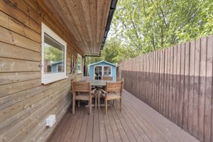 Photo 25- click for photo gallery